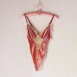 SKIMS Velvet Lace Teddy 💝 Lana Del Rey Valentine’s Shop 2024